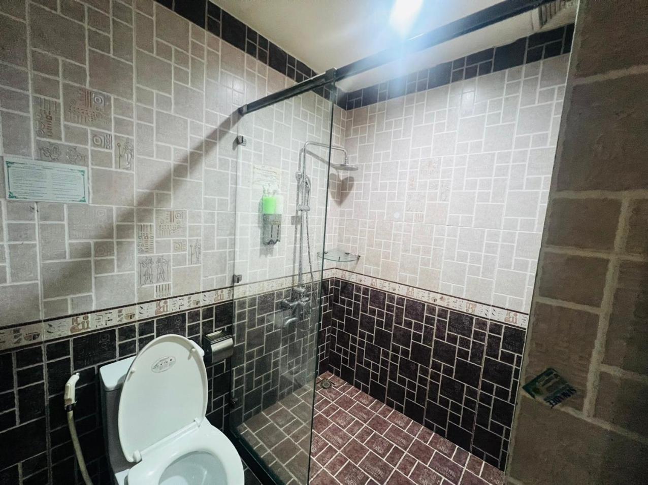 Khach San Avatar Hotel Ho Chi Minh City Exterior photo